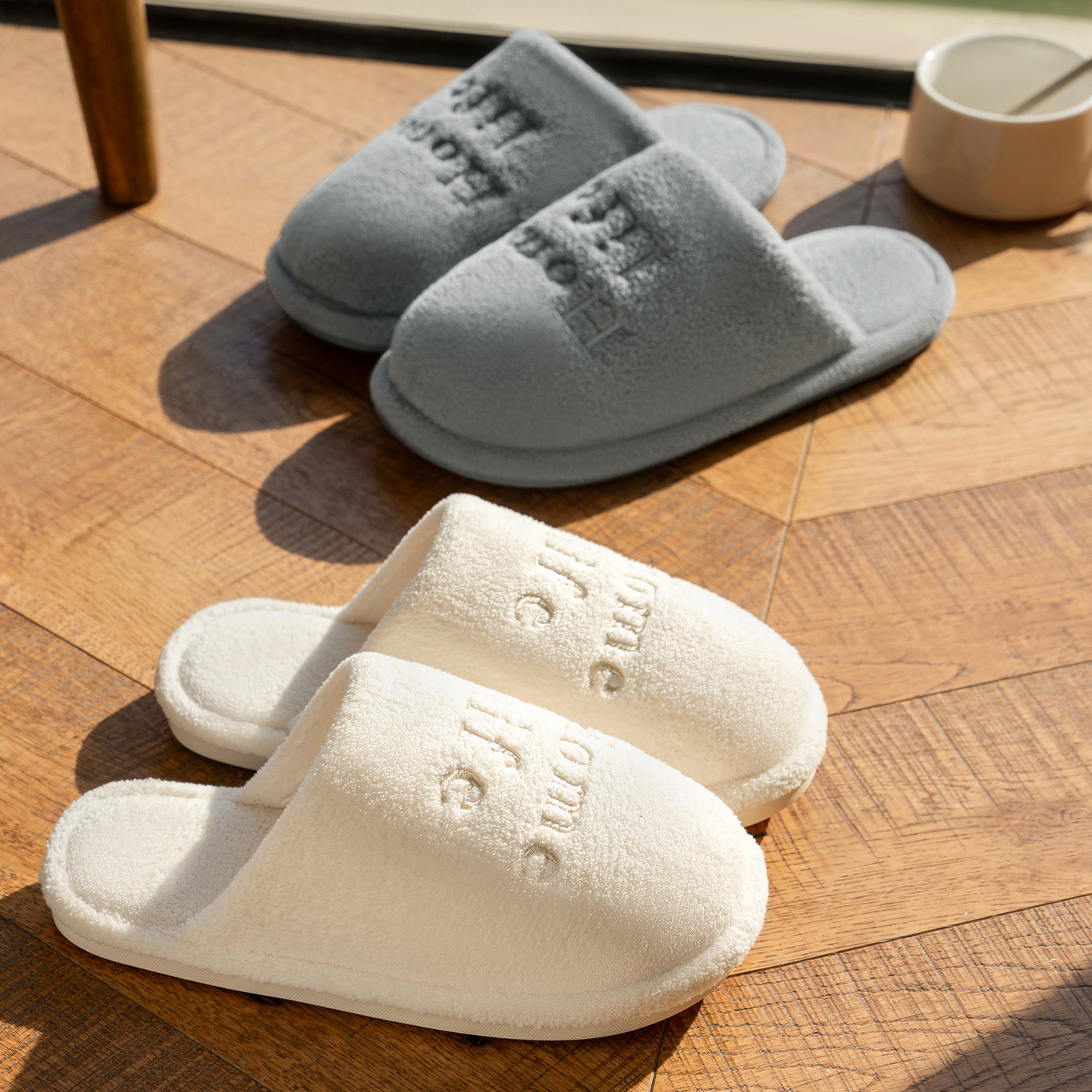 Home Women 2025 Autumn Winter Antibacterial Deodorant Couple Indoor Non-Slip Simple Plush Cotton Slippers for Men ddmymarket