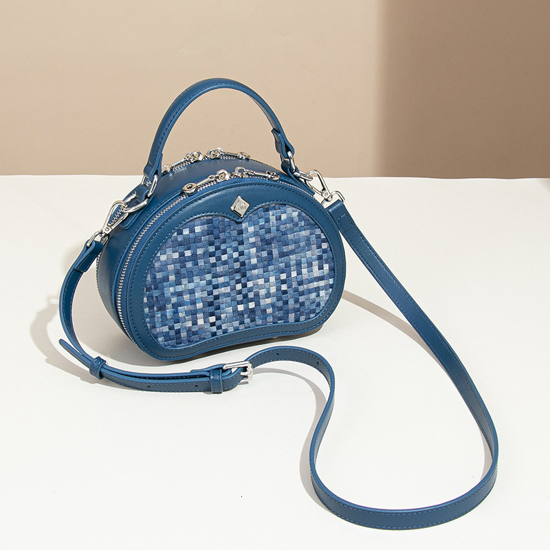 New Fashionable Women's Unique Style, Single Shoulder Crossbody Bag, Woven Denim Blue Handbag, Studded Round Bag