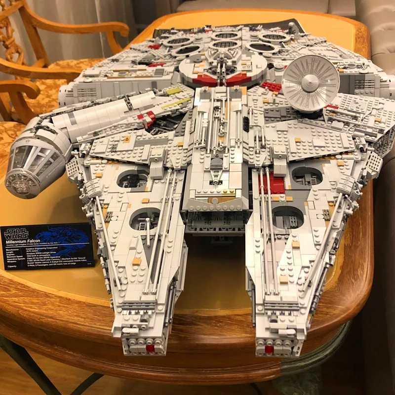 In stock 7451 pieces Spacecraft Falcon Heavy Difficult assembly puzzle brick model 75192 Birthday party gift L250930