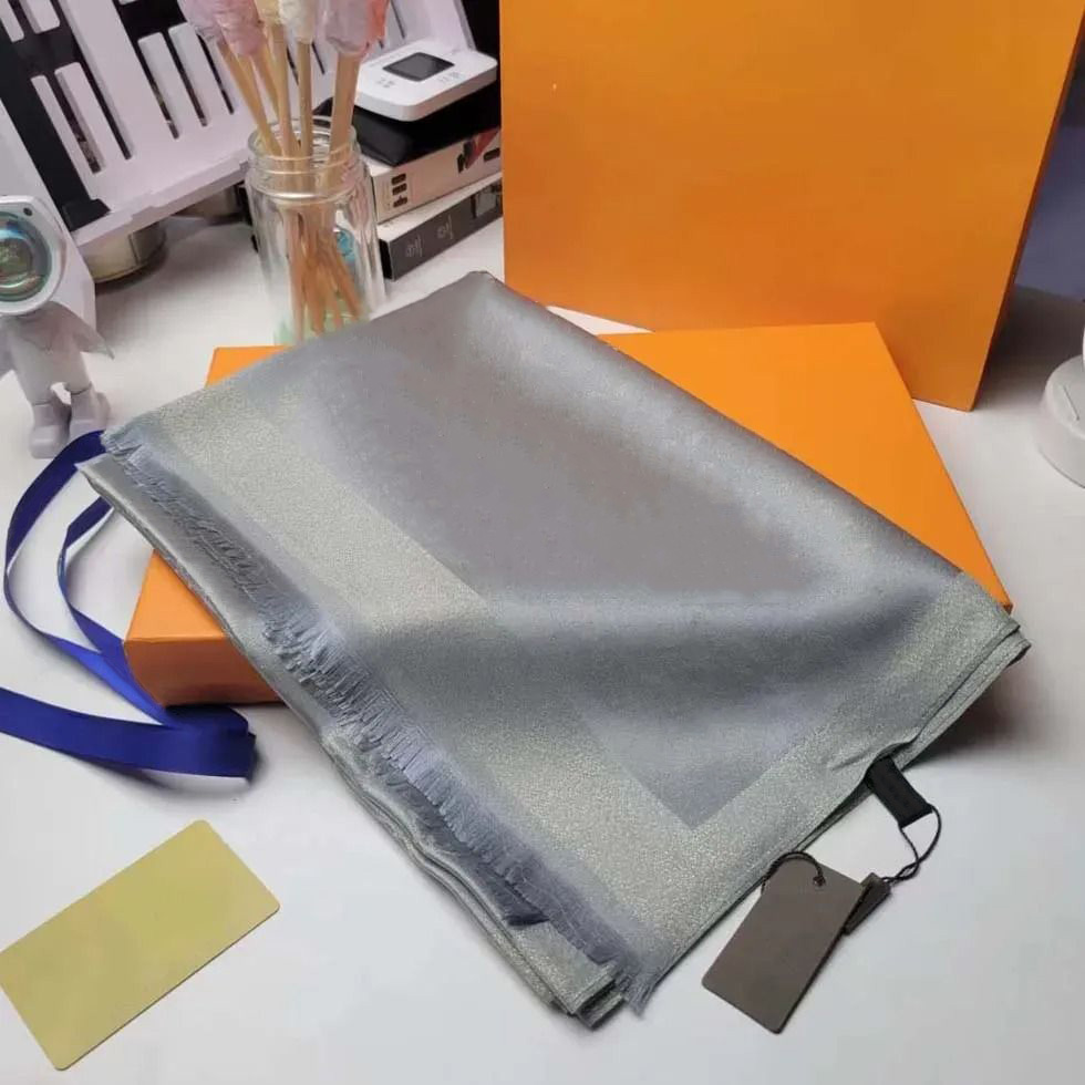 luxury scarf Designer scarf women Shawl Knitting Warm Fashion Trend Two Sides Color Temperament Travel Gift with box 5A quality