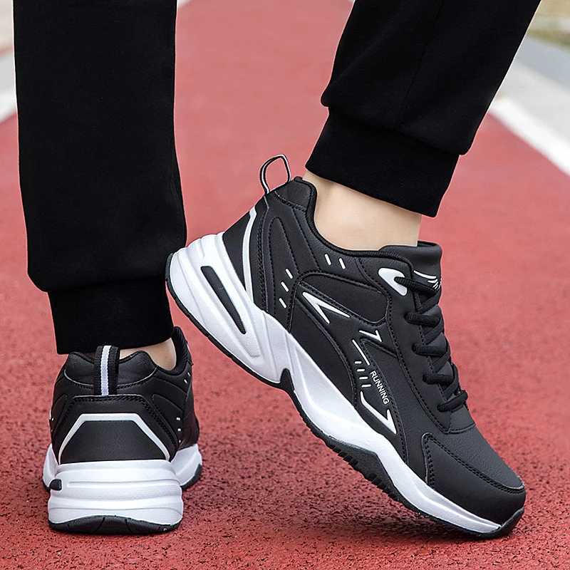 mens thick soled versatile sports shoes four season anti slip comfortable casual fashion outdoor running commuting sports shoes Z250930