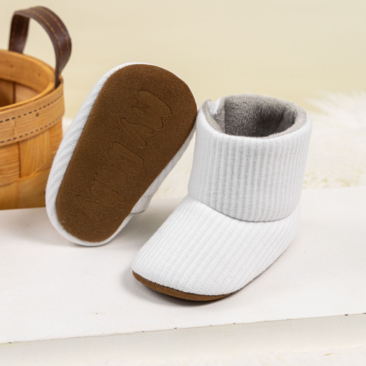 Baby Ankle covered Boots Warm Lining Winter Infant Kidszworld Baby Boys Girls Soft Sole Warm Prewalker Newborn Boots 3-Colors 0-18M Months K0020