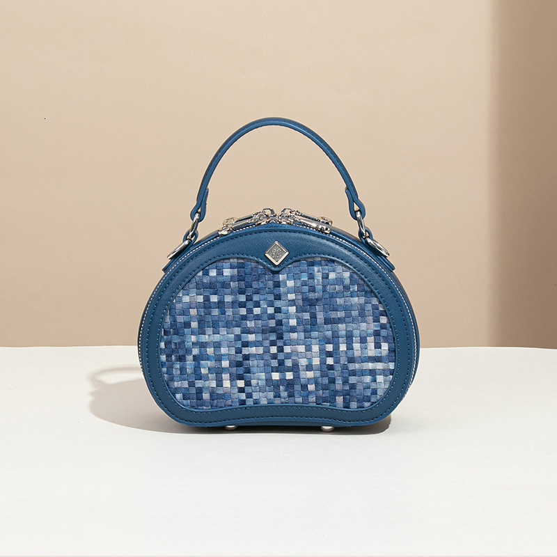 New Fashionable Women's Unique Style, Single Shoulder Crossbody Bag, Woven Denim Blue Handbag, Studded Round Bag