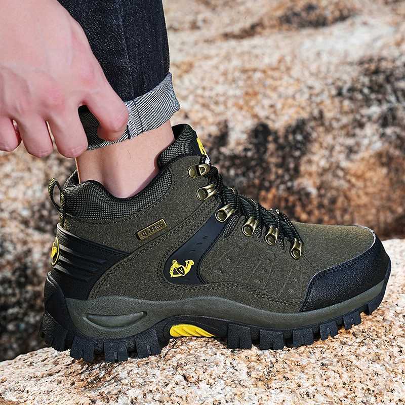 Trendy Classic Men Ankle Boots Wear Resisting Hiking Shoes Cow Suede Men Boot Comfortable Walking Sneaker For Man Tactical Shoes Z250930