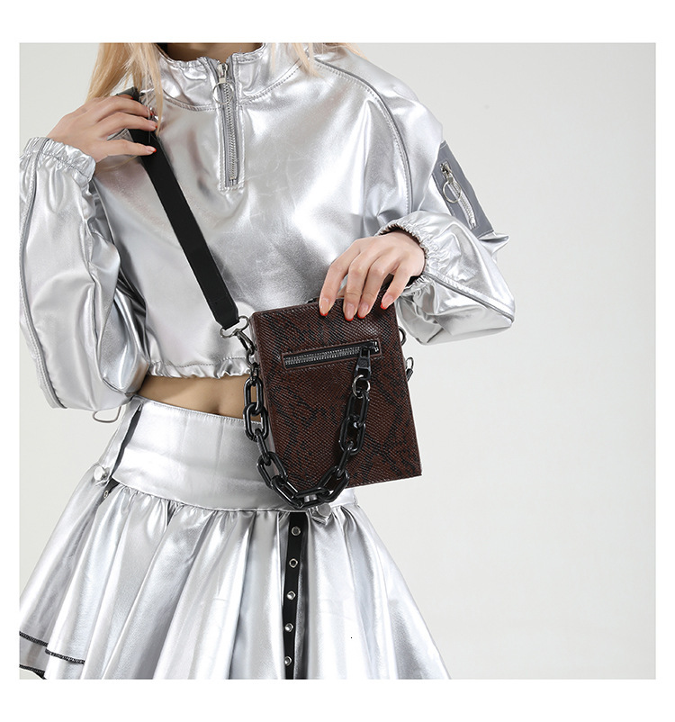 2025 new boxed chain three-dimensional women's bag autumn and winter elegant retro texture design luxury bag niche design trendy designer bag