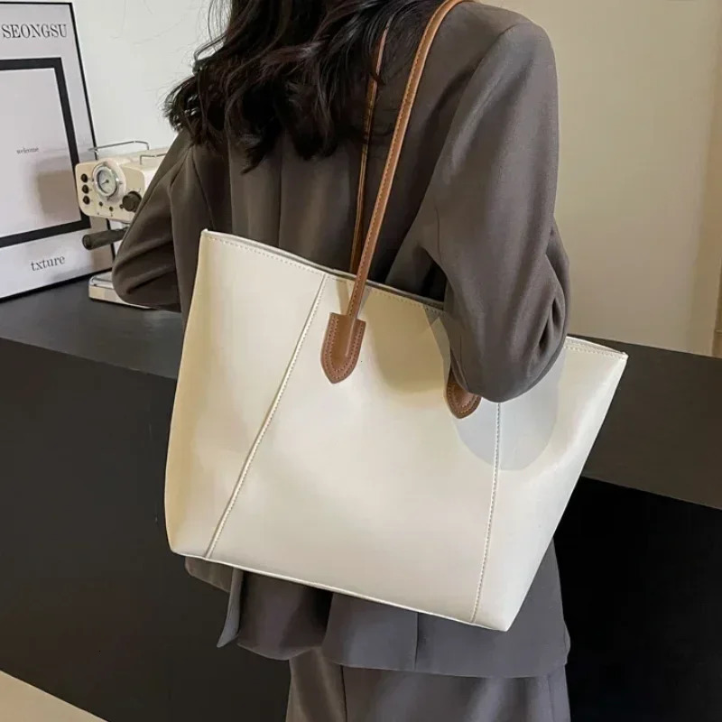 Selling Light Sewing Thread Pu Zipper Womens Handbag Fashionable Womens Commuting Shoulder Bag Tote Bag 250929