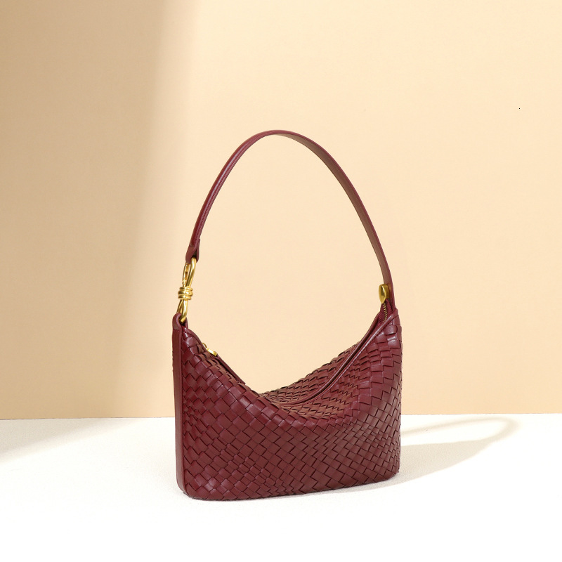 New Handmade Woven Dumpling Soft Leather for Women Hobo Shoulder Underarm Handheld Lunch Box Bag