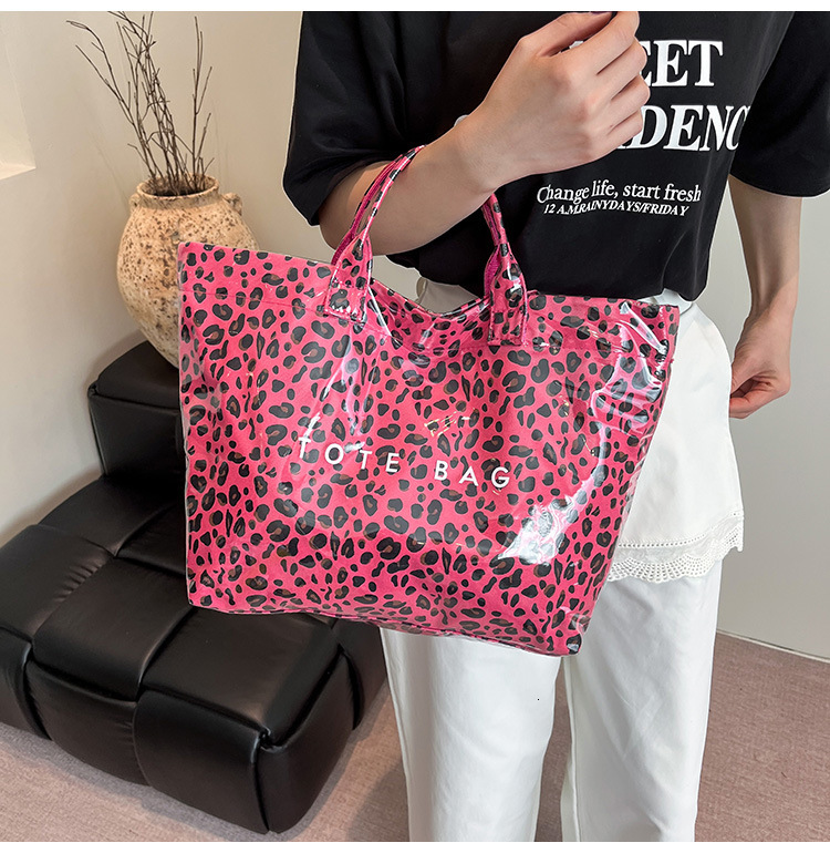2025 women's new leopard print design handbag for autumn and winter versatile fashion luxury bag niche design large capacity tote bag designer ba