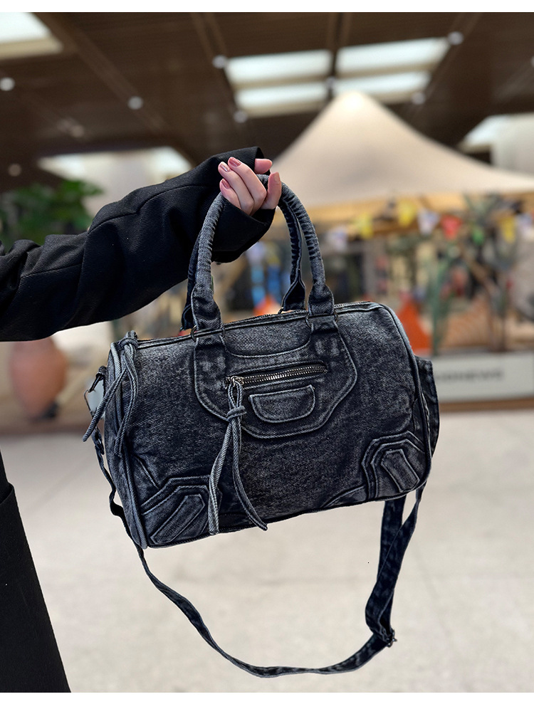 Retro motorcycle style denim bag European and American style large capacity autumn and winter new luxury bag fashionable versatile style designer bag