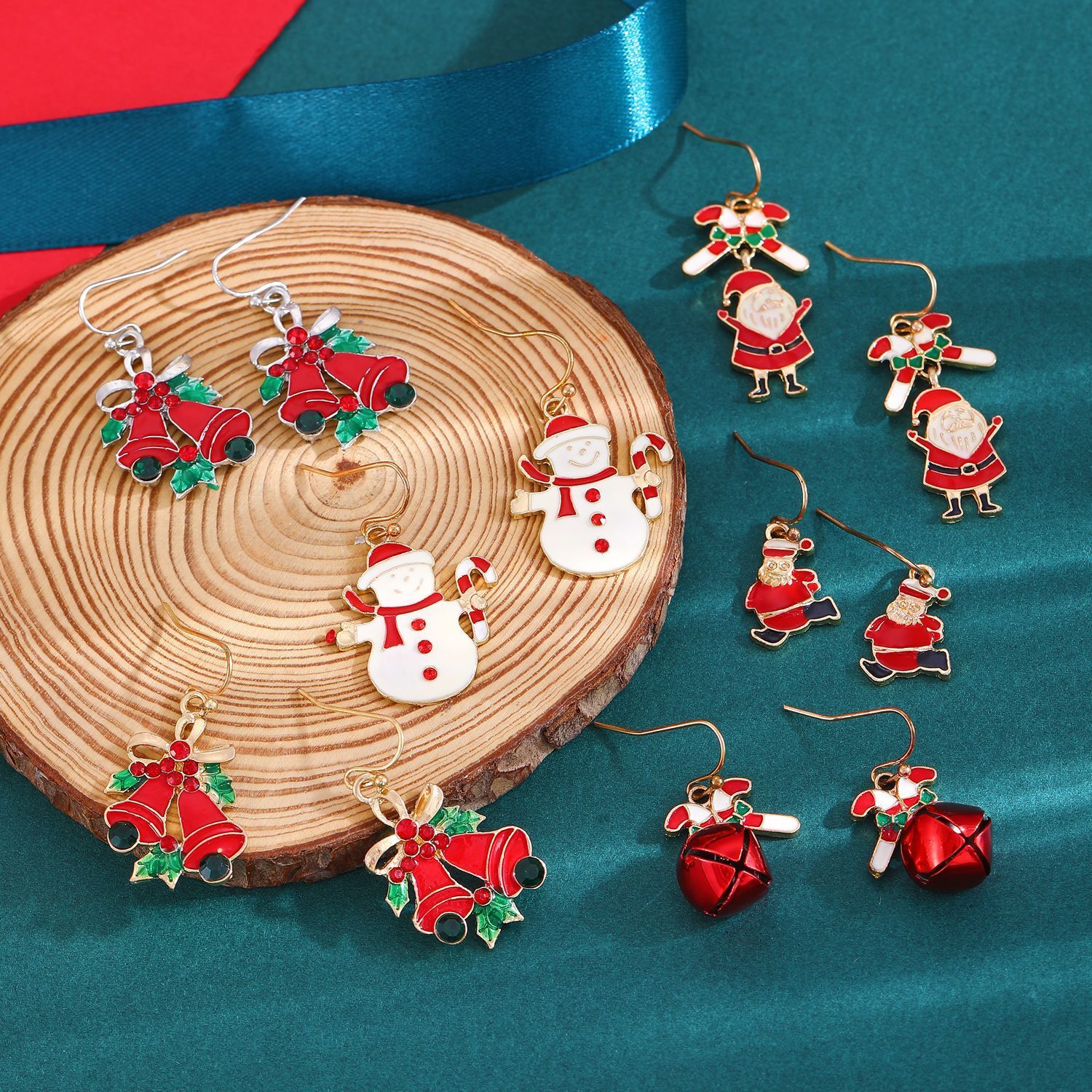 Set Alloy Oil Drop Santa Claus Bell Autumn and Winter Christmas Earrings for Women
