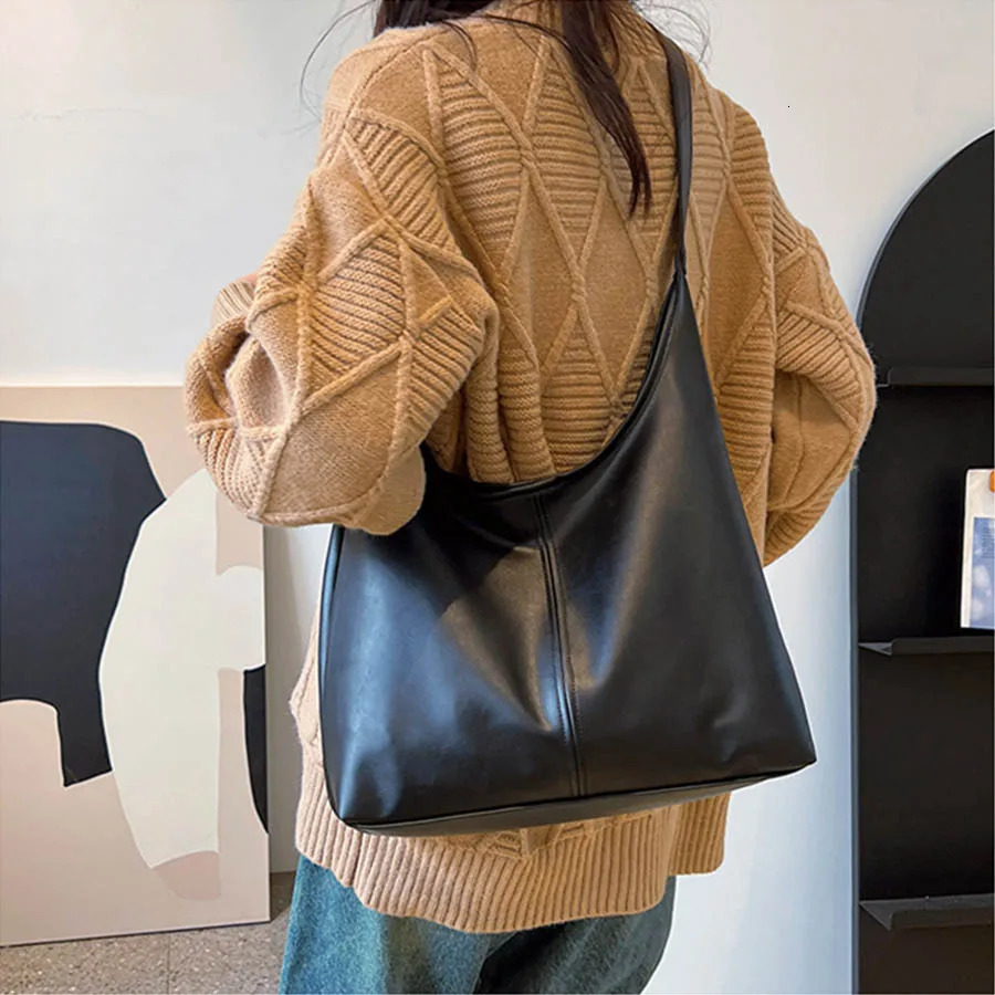Trendy Casual Soft PU Womens Handbags Solid Color Large Capacity Female Shoulder Bag Retro Tote Bag For Commute Shopping 250929