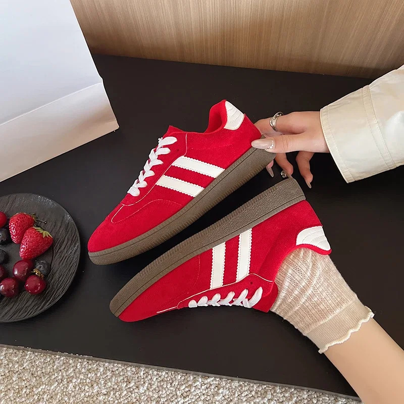 Women Sneakers Red Women Shoes Softsoled Casual Sport Shoes Ladies Outdoor Running Vulcanized Shoes Women Zapatillas Mujer 250930
