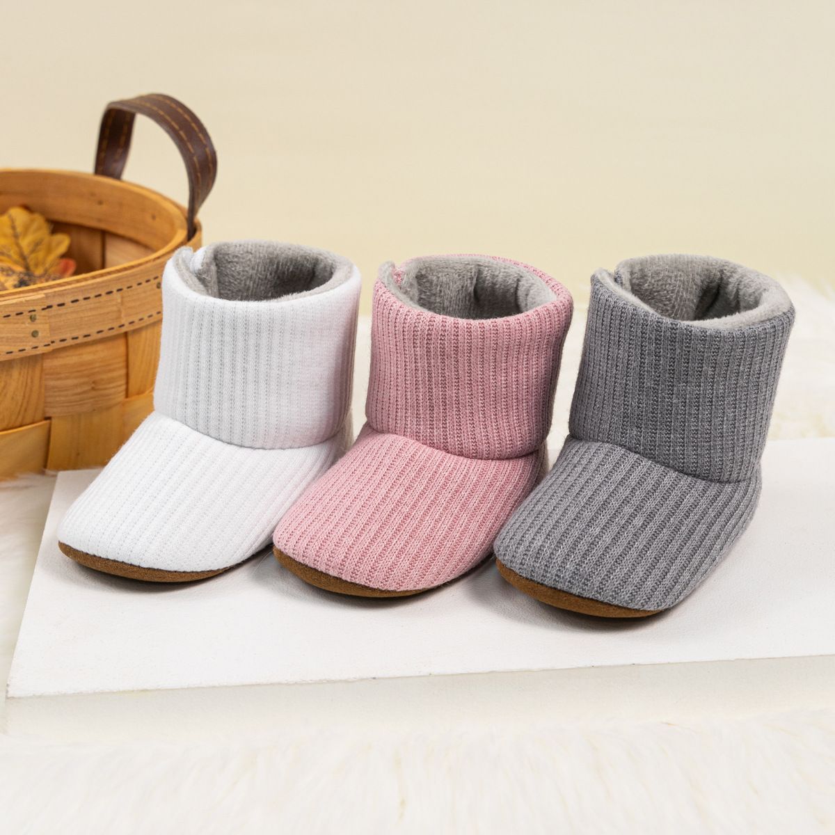 Baby Ankle covered Boots Warm Lining Winter Infant Kidszworld Baby Boys Girls Soft Sole Warm Prewalker Newborn Boots 3-Colors 0-18M Months K0020
