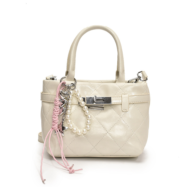 2025 Autumn/Winter New French Retro Luxury Bag Fashion Bucket Bag Pearl Chain Design Texture Versatile Handbag Designer Bag