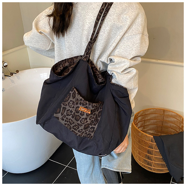 Ladies casual large capacity armpit bag autumn new suede handbag shoulder crossbody bag designer bag ladies Luxury bag shoulder bag Designer Bag