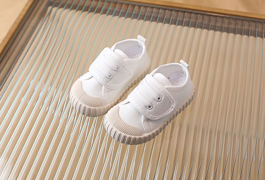 Infant Children Canvas Shoes New Fashion Classic Soft Comfortable Boys Sneakers Kidszworld Girls Casual Shoes Kids Skate Shoes Leopard Pattern Sizes 2