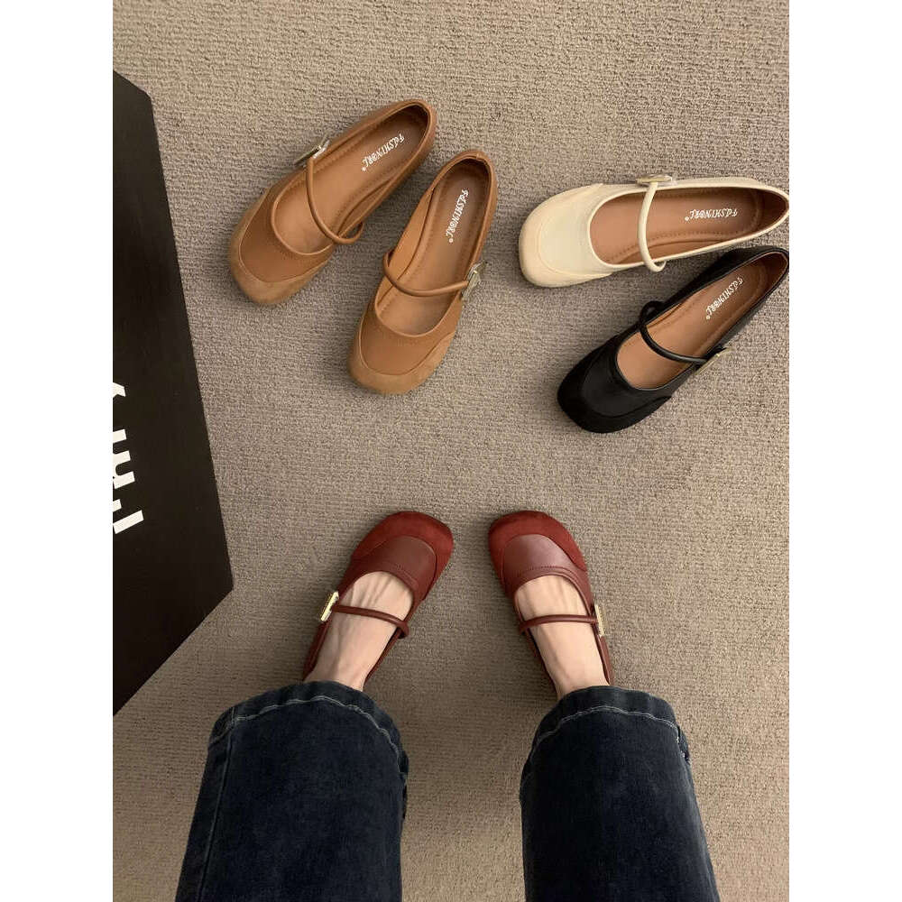 Red Mary Jane for Women 2025 Spring Round Toe Soft Surface One Strap Shallow Mouth Style Single Shoes Loafers French Sweetheart