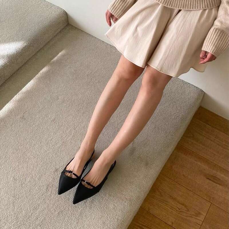 2025 New French Designer Shoe Style Pointed Toe One-Strap Sandals for Women, heelegant Open Back Flat Roman Slippers