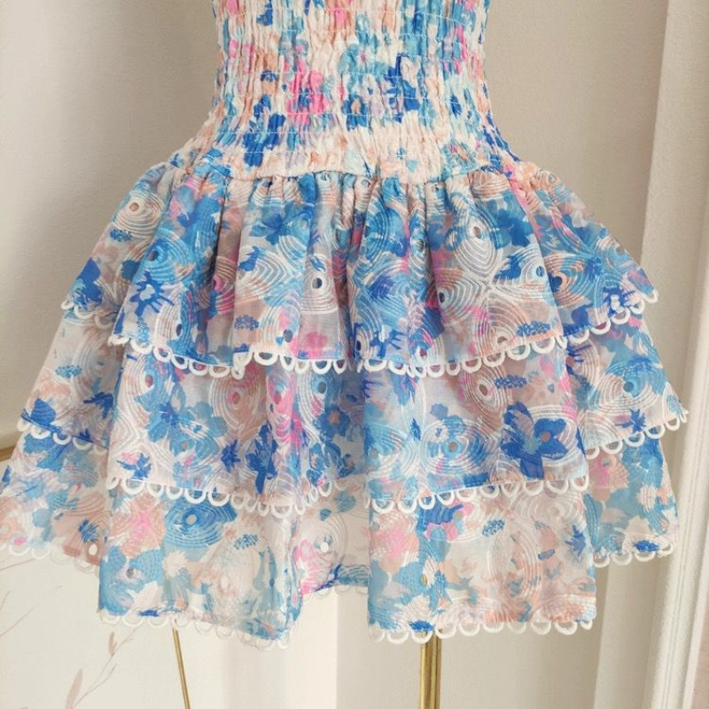 Australian Niche Design Sense High-end Beach Embroidery Print Hollow-out Ruffle Strapless Slimming Dress dongdumaoyi