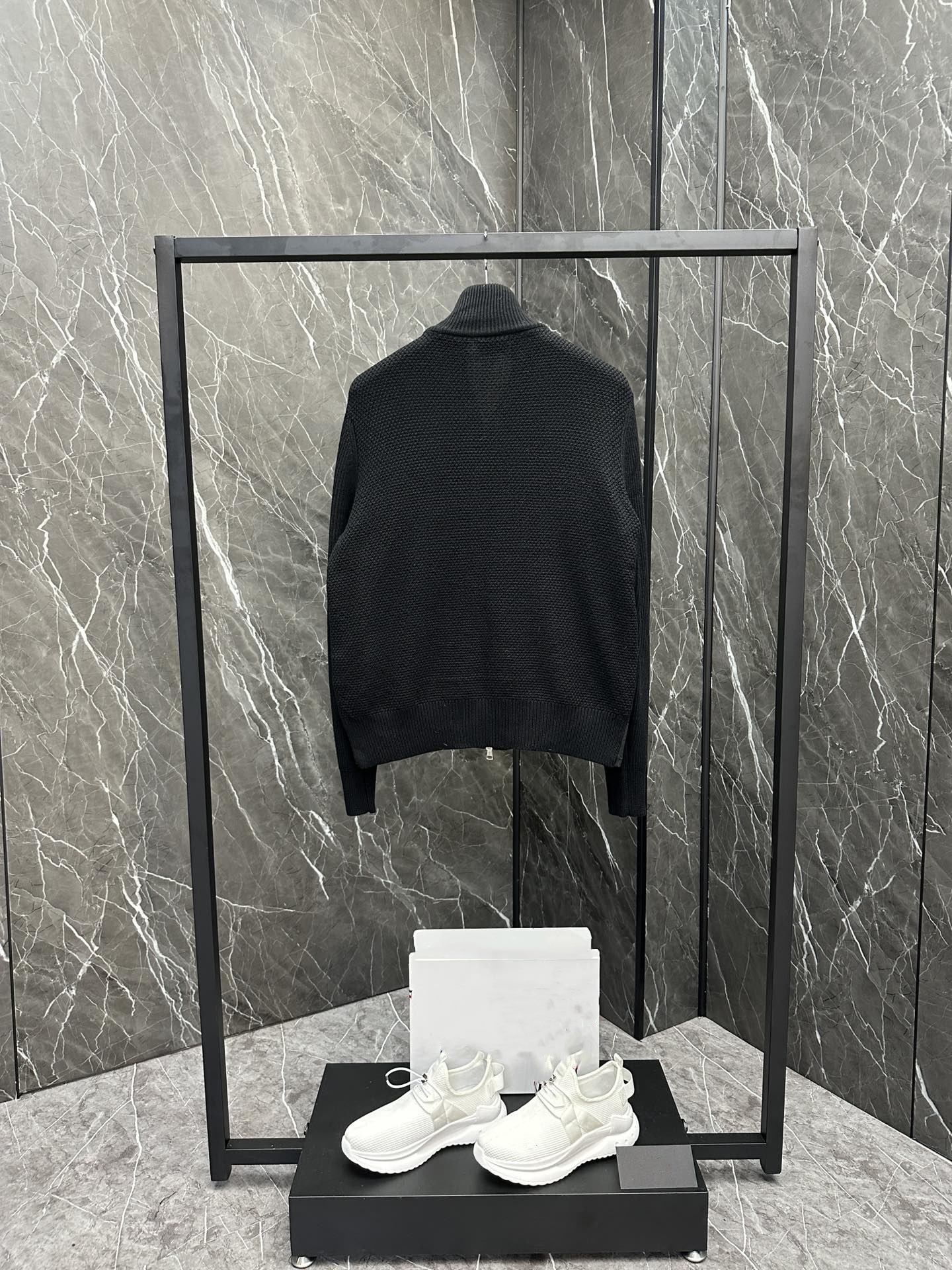 2025 autumn and winter new men's knitted down jacket, absolutely high-quality top-grade white goose down, soft and comfortable, perfect version