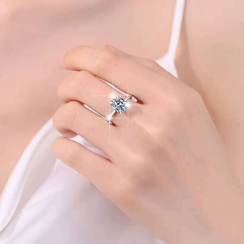 1.5 CT Silicon Stone Engagement Exquisite Wedding 4 Prong Solitaire Ring