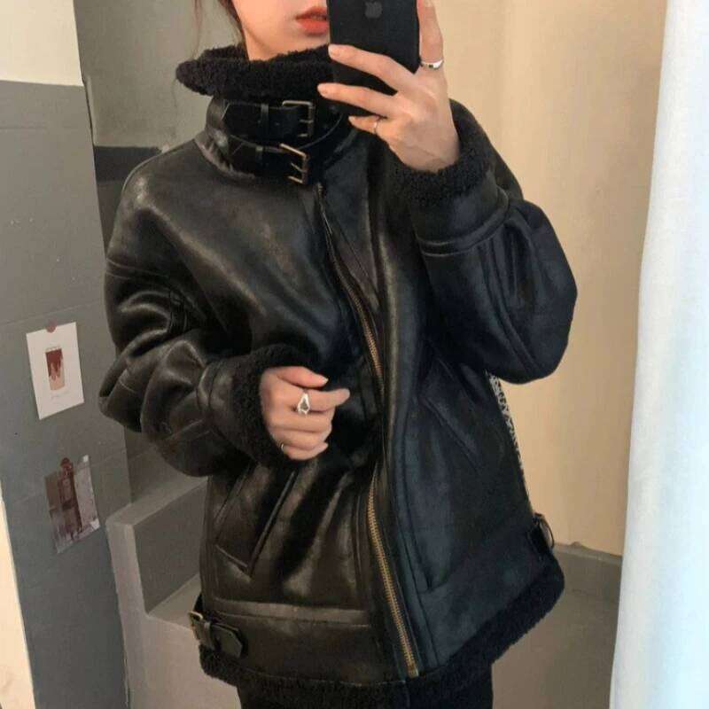 Fashion Bomber Jacket Zipper Sheepskin Outwear Women Warm Winter Faux Fur Suede Leather Lambswool Spliced Parkas Coat