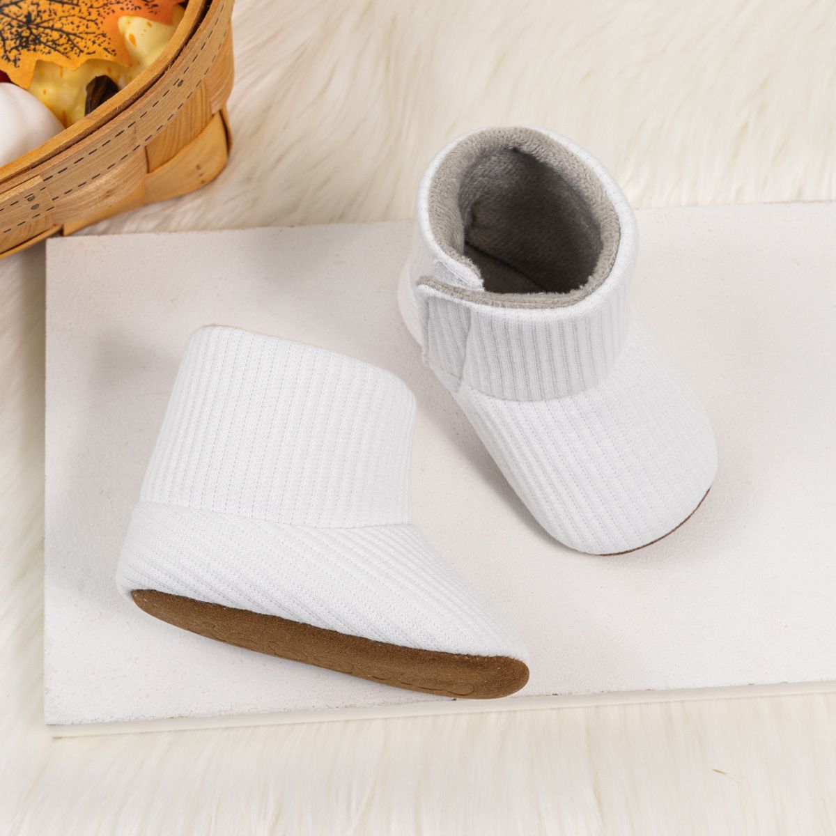 Baby Ankle covered Boots Warm Lining Winter Infant Kidszworld Baby Boys Girls Soft Sole Warm Prewalker Newborn Boots 3-Colors 0-18M Months K0020