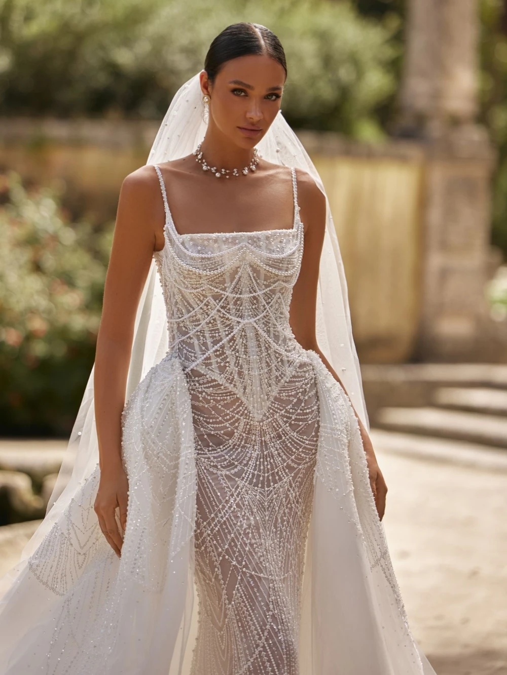 Gorgeous Wedding Dresses Pearls Spaghetti Straps Bridal Gowns Detachable Train See Through Sleeveless Mermaid Customized Vestidos De Novia Plus Size