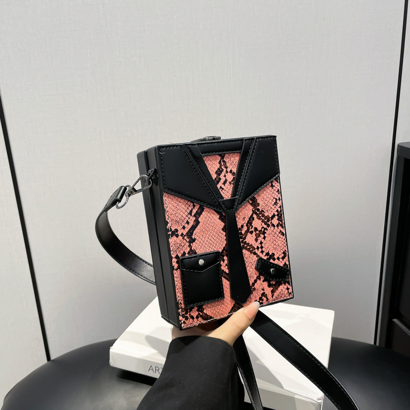 European and American fashion splicing style small square bag autumn and winter new snake skin texture luxury bag women's retro handbag designer 