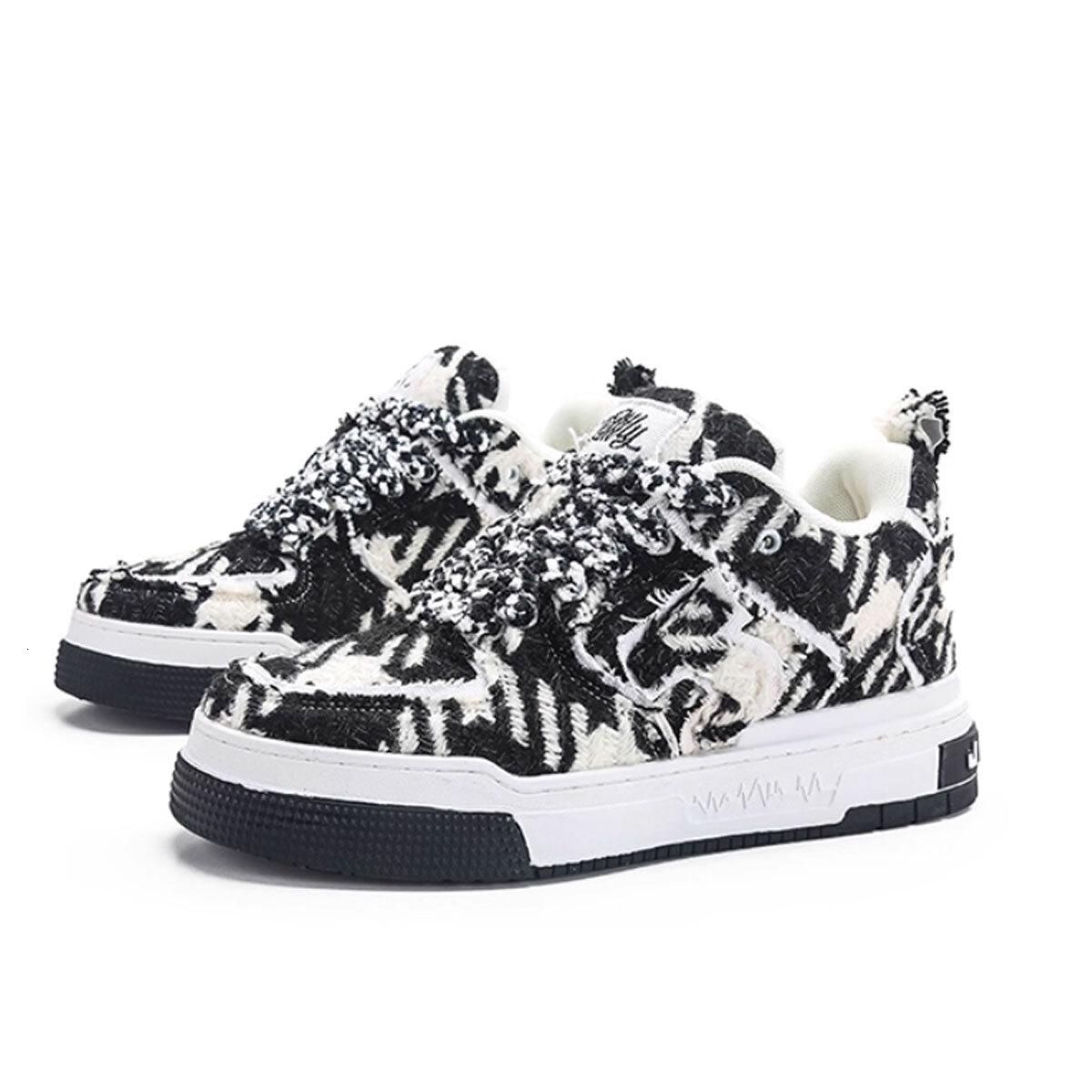 Jifffly Designer Men's Luxury Sneakers Fashionable Sneakers New Black And White Panda Women's Pair Casual Sneakers For Daily Use