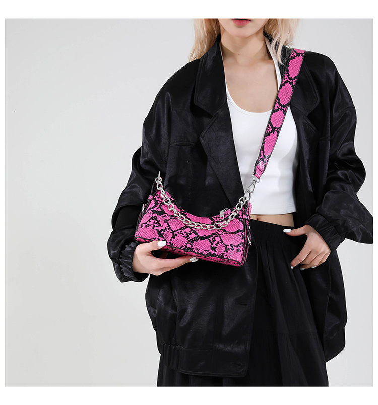 European and American style snake skin pattern women's fashionable armpit bag autumn and winter new item chain design retro luxury bag designer b