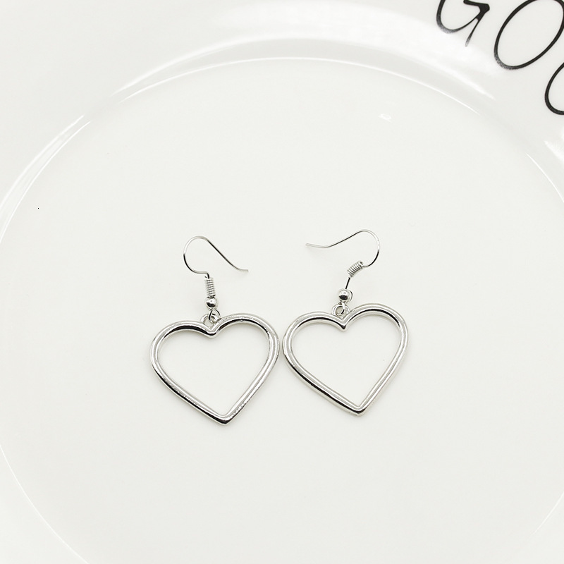 Fresh Ear Jewelry Haruku Hollow Heart Soft Girl Women's Stud Earrings