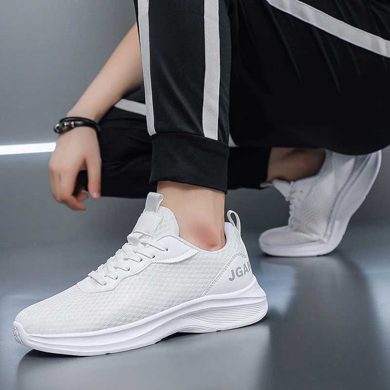 New Mens Casual Fashion Canvas Shoes Breathable Shoes Outdoor Comfortable Anti Slip Large Mesh Running Shoes Z250930