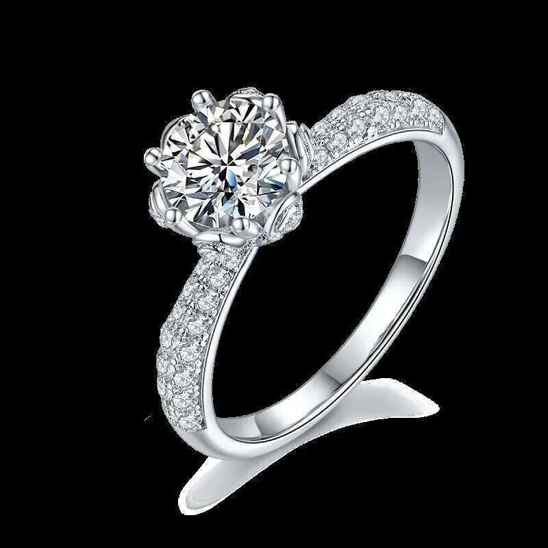 DHCollections Engagement Rings Jewelry Plated Ring Gold High Quality in Stock Sterg Sier for Women with Moissanite 1ct 6.5mm M27A