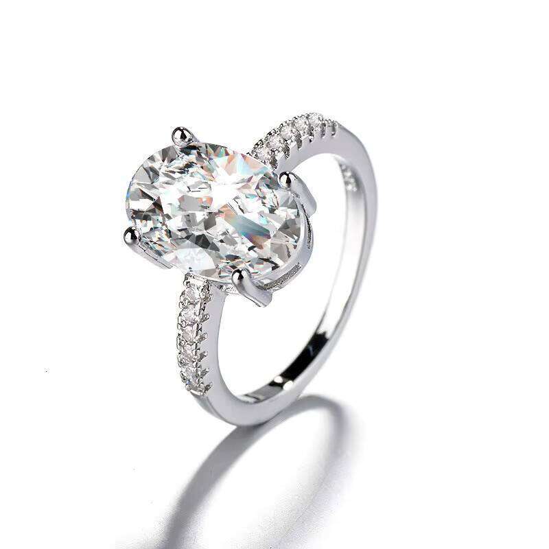 Fashion Imitation Silicon Stone for Women Oval Moissanite Ring Crystal Wedding Engagement Ring