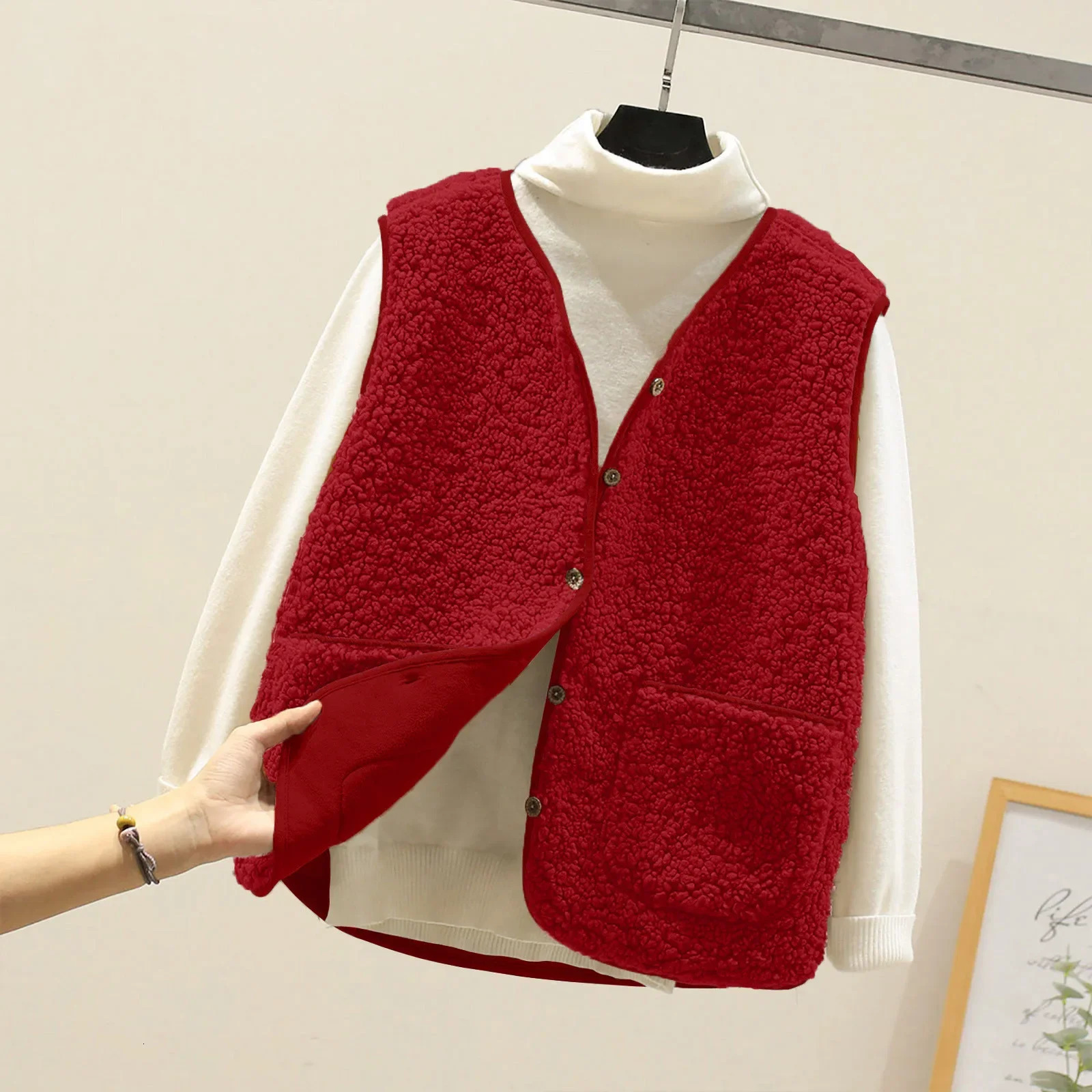 Lamb Fur Vest Womens Short Loose Fit AllMatch Korean Style Integrated Leather And Jacket Shoulder Coat for Winter 250930