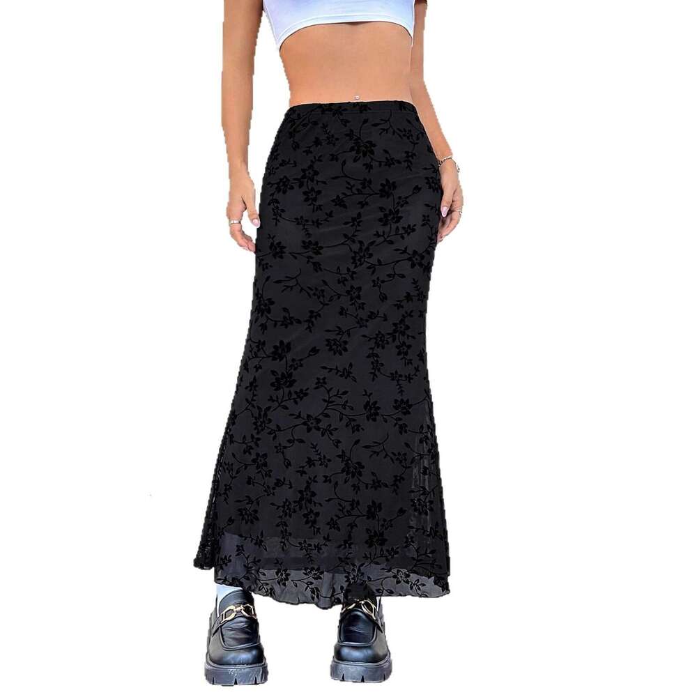 2025 Autumn New Dark Green Floral Half Casual Versatile Fish Tail Skirt Flaunts Elegant Figure