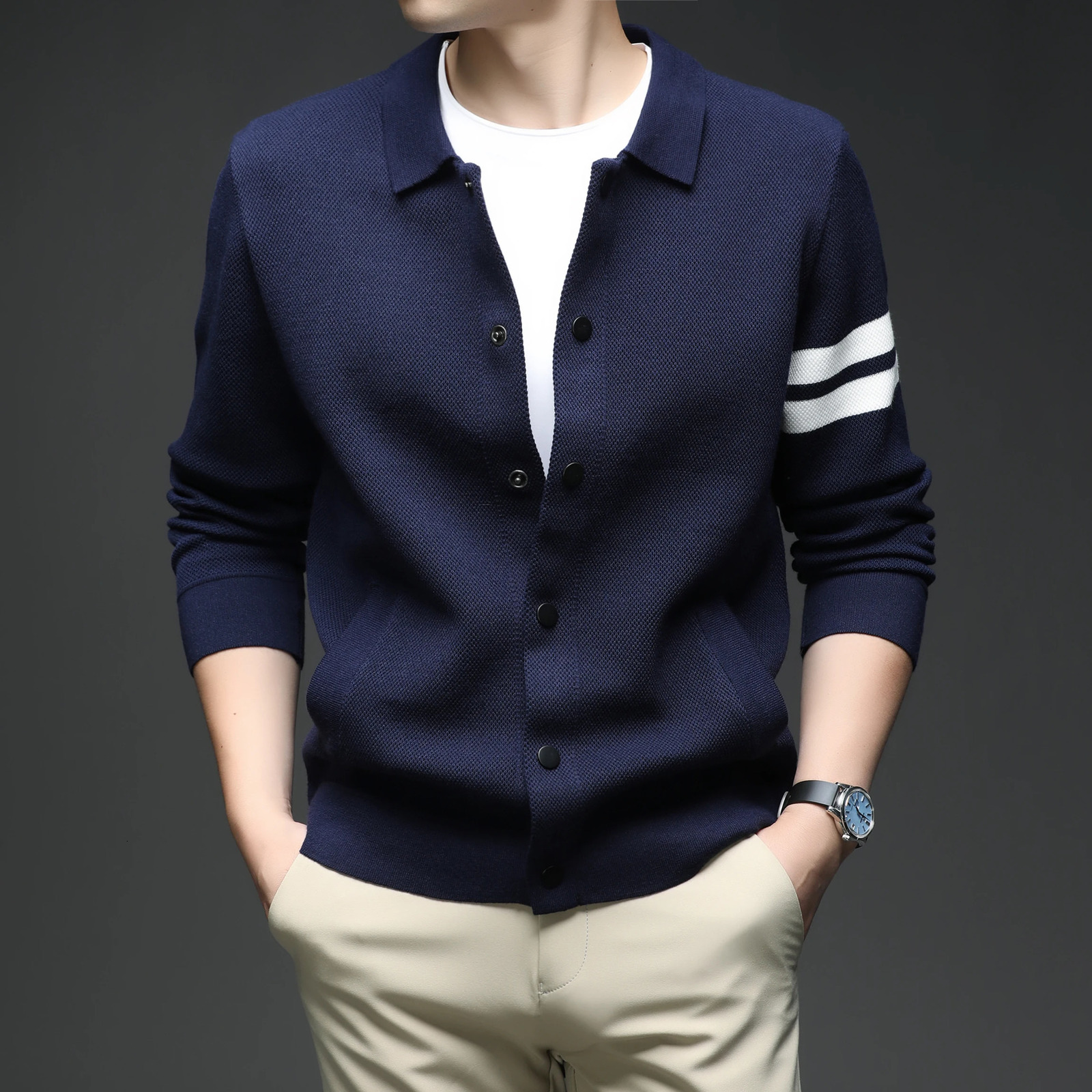 Mens knitted cardigan collar autumn and winter mens sweater fashion versatile leading jacket 250929