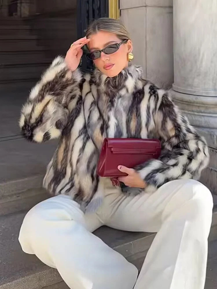 HH Women Winter Fashion Multicolor Faux Fur Effect Casual Coat Woman Elegant Long Sleeves Button Warm Short Jacket Mujer 250930