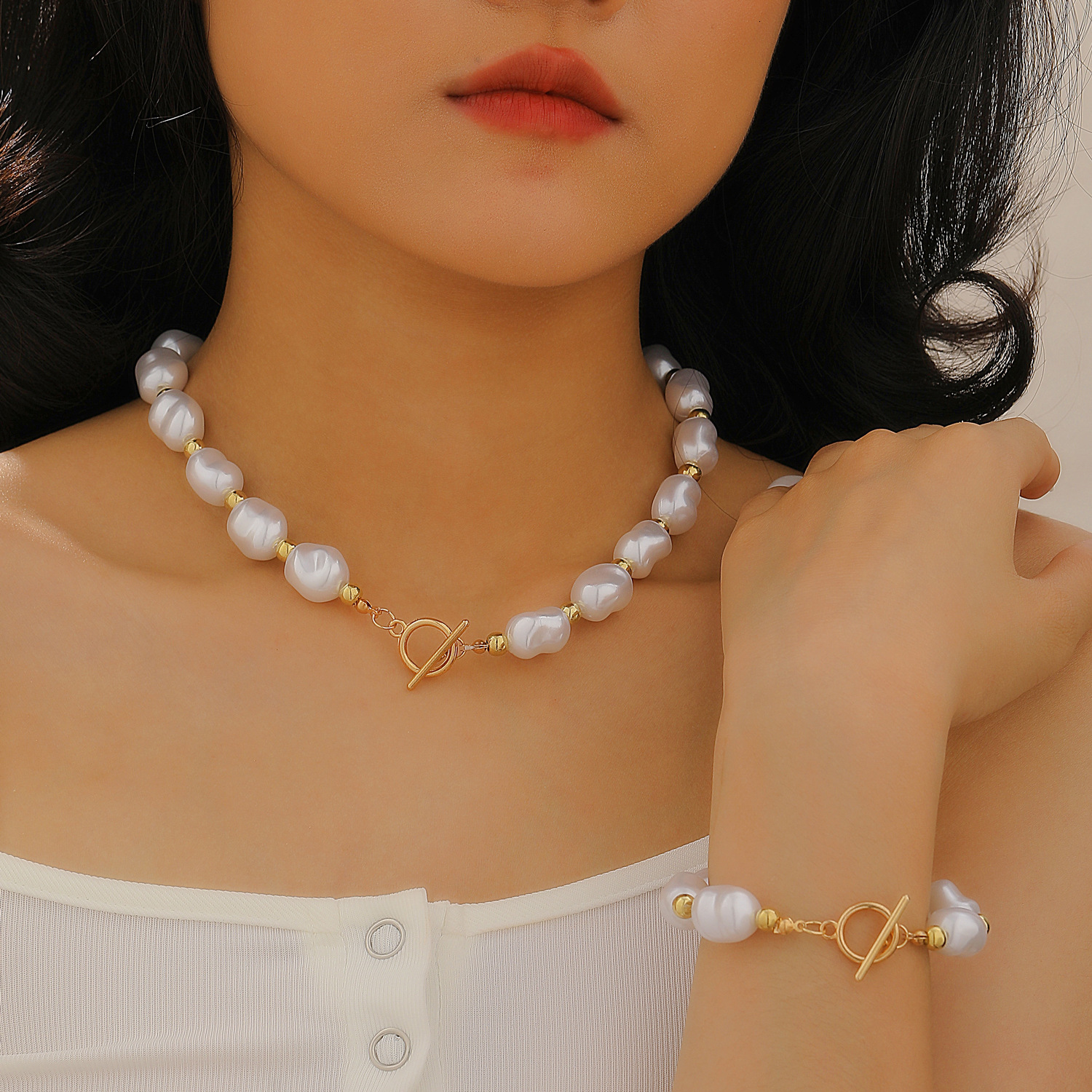 OT Buckle Jewelry Accessories High-end Irregular Baroque Pearl Necklace Bracelet Set for Women