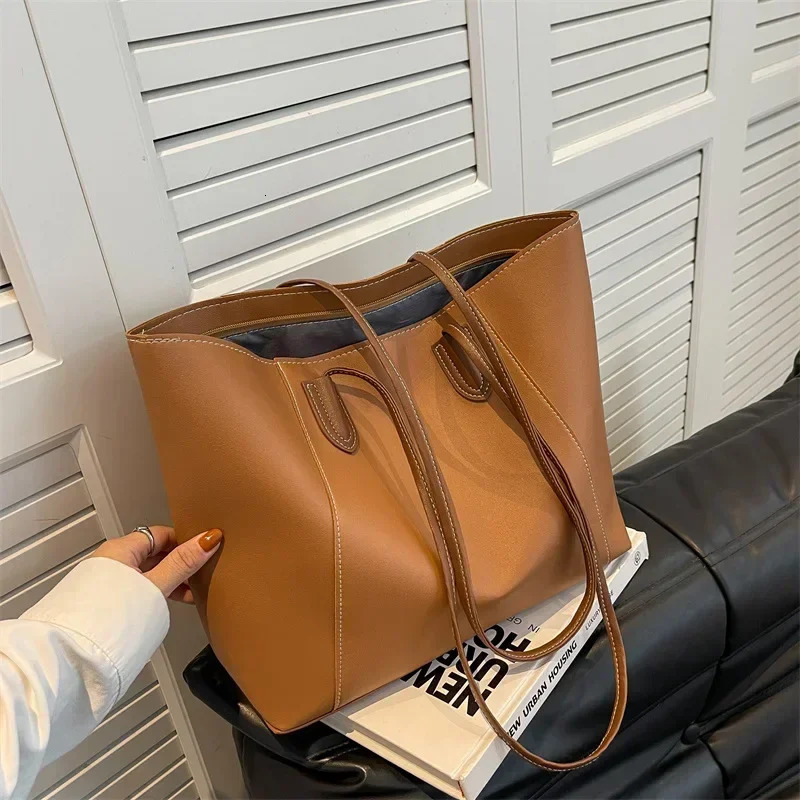 Selling Light Sewing Thread Pu Zipper Womens Handbag Fashionable Womens Commuting Shoulder Bag Tote Bag 250929