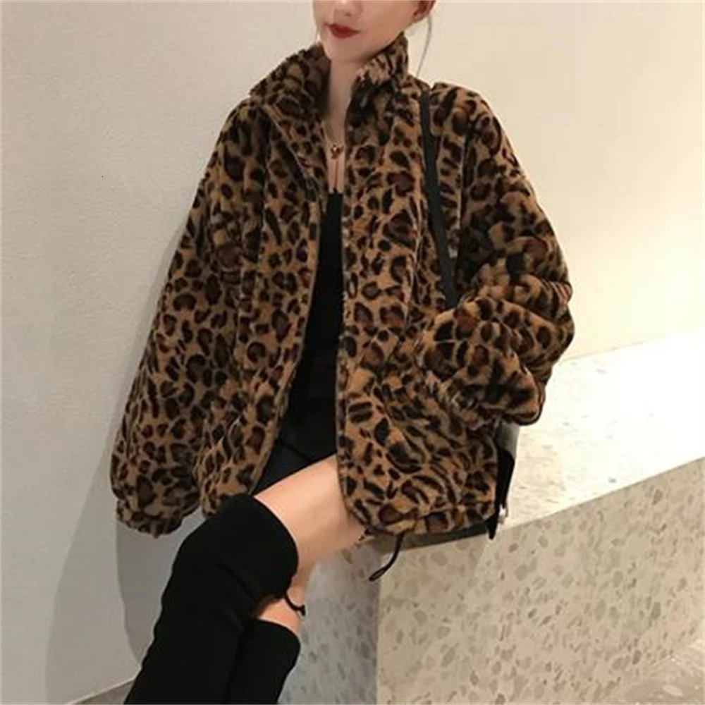 Women Warm Fur Outerwear Plush Jacket Winter Long 2024 Korean Version Loose Lamb Wool Faux Leopard Print Coat 250930