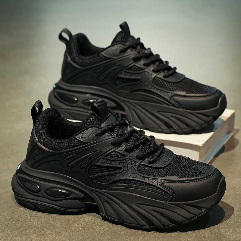 Mens light breathable casual sports shoes four seasons new soft sole antislip fashion outdoor running shoes students sneakers Z250930