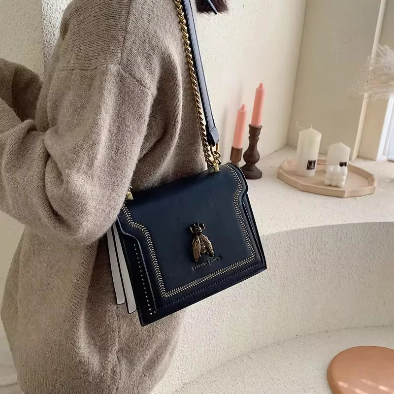 Sam Women Handbag Retro Bee Female Shoulder Bag Simple High Quality Leather Crossbody Bags 250930