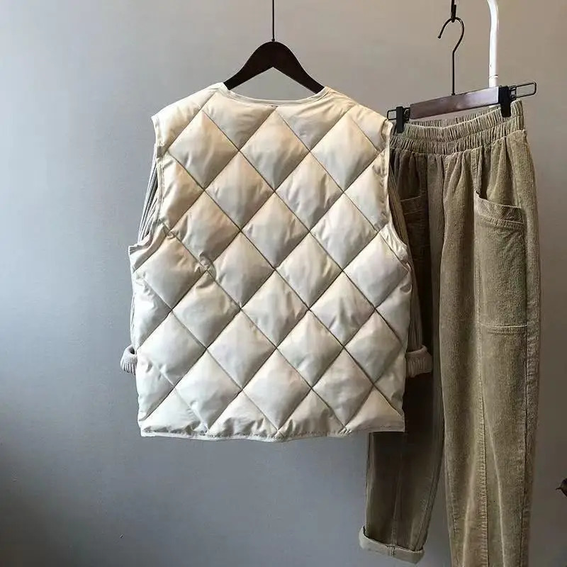 Women Autumn Winter Vest Sleeveless Cardigan Quilted Jacket Chic Tops Warm Button Pocket Solid Argyle Waistcoat n Vests 250930