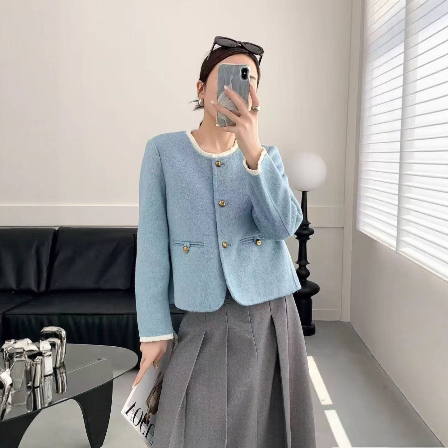2025 autumn and winter coarse wool short jacket new double-sided wool women's short elegant Korean designer jacket round neck luxury wool jacket 