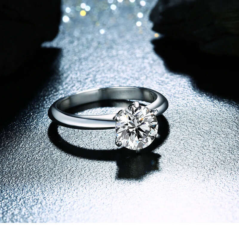 Real S Sterling Sier Classical Six Claw Ladies Jewellery Round Cut White Lab Moissanite Dia Solitaire Party Elegant Women Crown Ring Gift