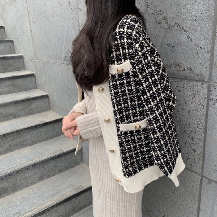 2025 autumn and winter women's elegant small designer high-end multifunctional medium loose knitted cardigan woolen sweater coarse wool new luxur