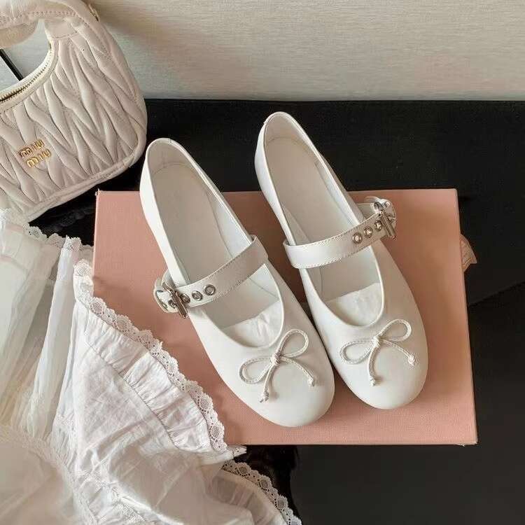 French Style Designer Shoe Shallow Mouth Single for Women 2025 Early Spring New Gentle Evening Ballet Flat Mary Jane Small Leather Shoes