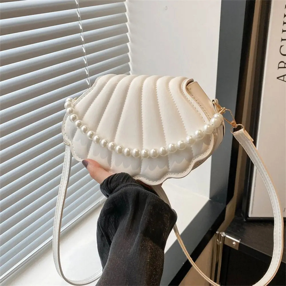 Durable Cute Shell Shoulder Bag Minimalist with Pearls Crossbody Bag PU Leather Pearl Decorated Handbag for Women 250930
